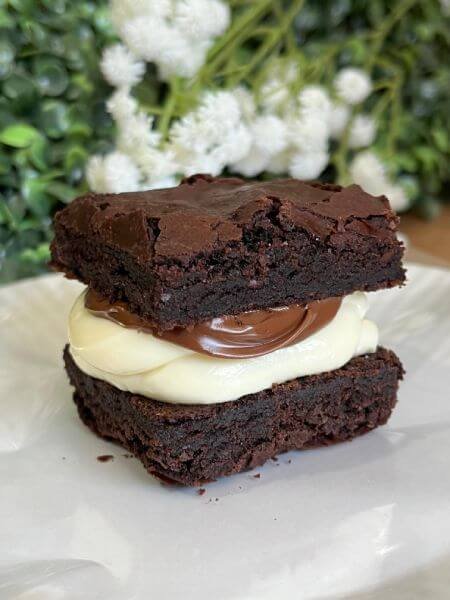 Brownie recheado com ninho e nutella